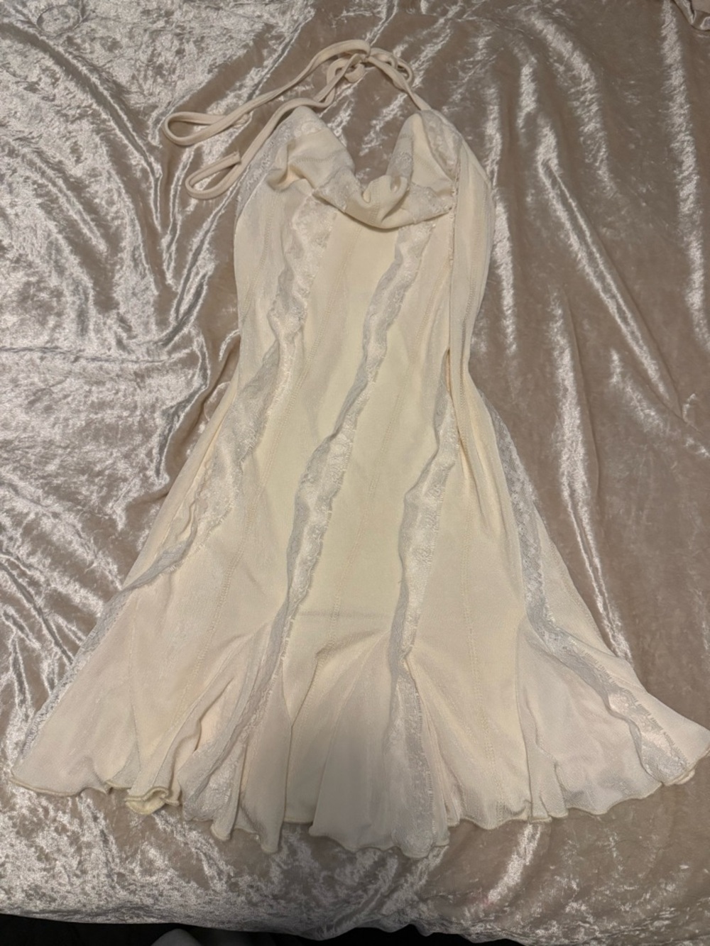 Aesthetic halter dress